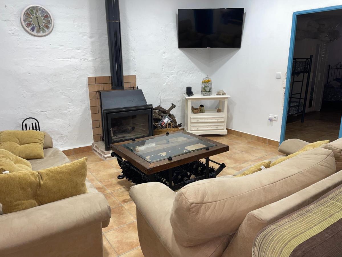 La Casa Del Olivo Villa Ecija Luaran gambar
